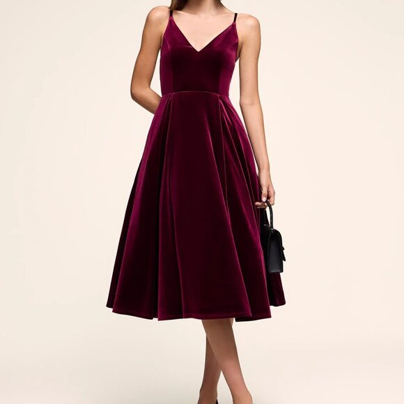 Suzy Shier Le Chateau Velvet Fit & Flare Dress (EXTRA SMALL) - Picture 1 of 2
